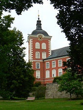 170px-Kamenice_nad_Lipou_-_zamek_z_parku