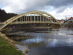 250px-Stechovice-Benesuv_most