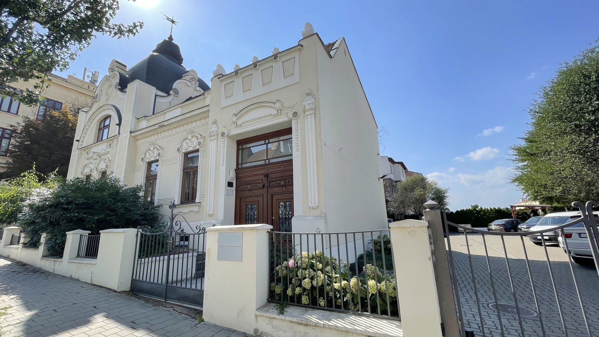 20229-23 Administrativní vila Králova